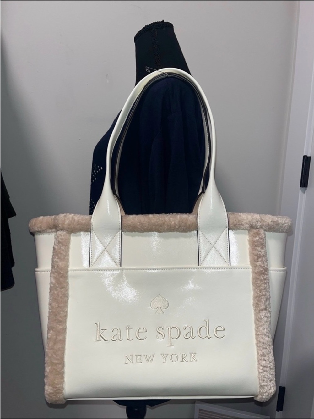 Kate Spade Large Cream Embroidered patent leather tote fur - NWT retails: $429 - Picture 3 of 12